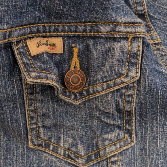 Levi's  jean jacket size small - Picture 7 of 8